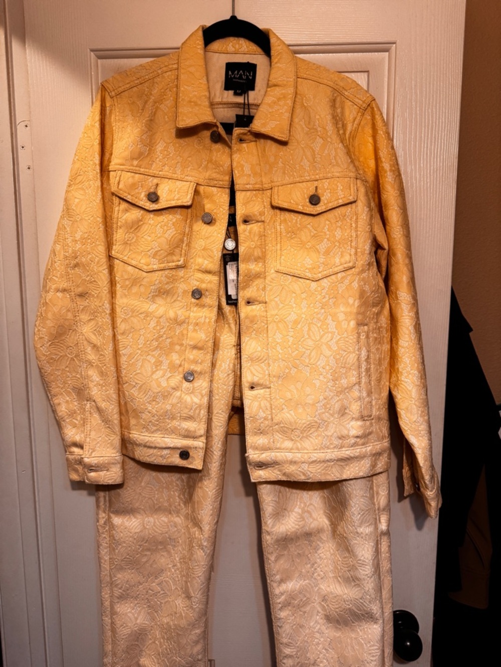 Boohoo man set